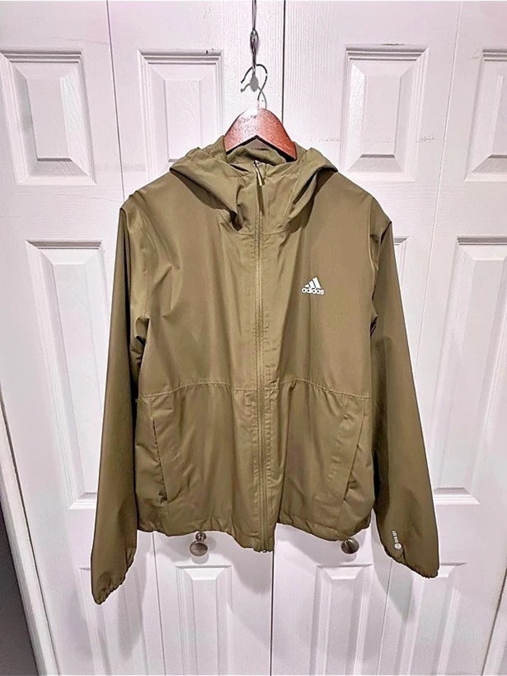 adidas Men's Green Windbreaker Size Medium Great condition